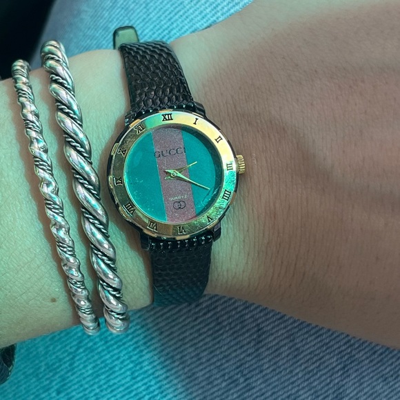 Gucci Watch - Picture 1 of 3